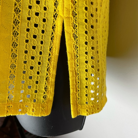 Michael Kors yellow sleeveless top - Picture 4 of 4